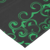 Grüner Schwarzer Swirl Gothic Wedding Tischdecke (Schrägansicht)
