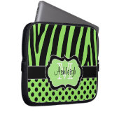 Grüner schwarzer Zebra Stripes Laptopschutzhülle (Vorne Rechts)