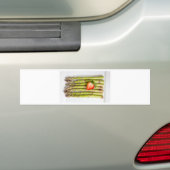 Grüner Spargel mit Erdbeerbeerübersicht Autoaufkleber (Auf Auto)