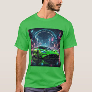 Grüner Sportwagen auf regnerischer Neonstraße T-Shirt