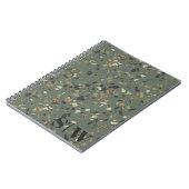 Grüner Tan Terrazzo Initials Monogram N Notizblock (Linke Seite)