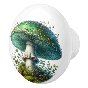 Grüner Toadstool im Wald Keramikknauf