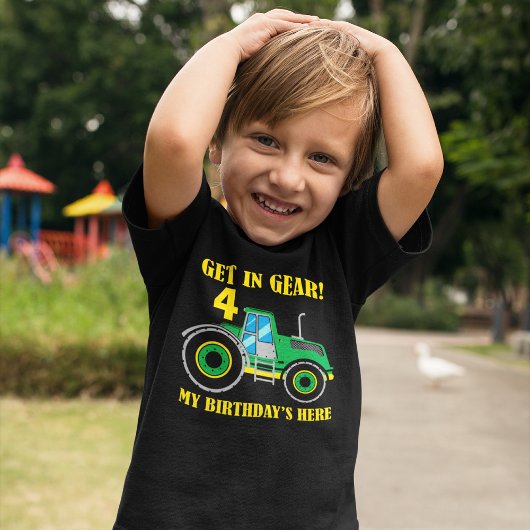 Grüner Traktor in Gear Birthday Boys T - Shirt