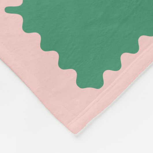 Grüner und rosafarbener Karo Fleecedecke (Ecke)