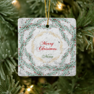 Grüner und roter Kranz auf Marmor Nana Keramikornament