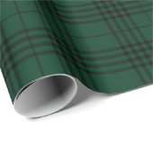 Grüner und schwarzer Tartan im Deep Forest Geschenkpapier (Rolleneckpunkt)