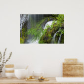 Grüner Wasserfall Landschaftlich Poster (Küche)