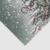 Grüner Weihnachtsbaum Bunte Ornamente Weißer Schne Seidenpapier (Ausschnitt)