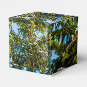 Grüner Weihnachtsbaum im Schnee Geschenkschachtel (Rückseite)