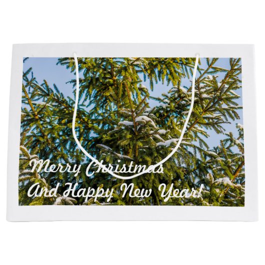 Grüner Weihnachtsbaum im Schnee Große Geschenktüte (Vorderseite)