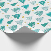 Grüner Weihnachtsbaum Winterwald Muster Geschenkpapier (Ecke)