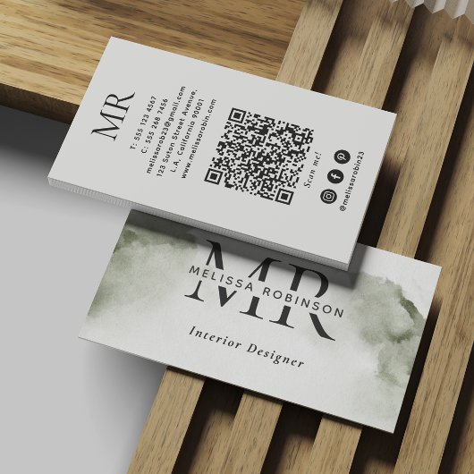 Grünes abstraktes Aquarell mit Monogramm & QR-Code Visitenkarte