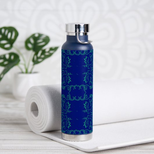 Grünes abstraktes Weinmuster Trinkflasche (Yoga)