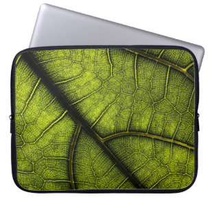 Grünes Blatt in nah-up Fotografie Laptopschutzhülle