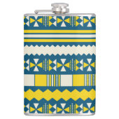 Grünes Blau Traditionelles Stammmuster Flachmann (Vorderseite)