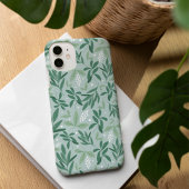 Grünes botanisches Fern Foliage und weißes Berry M iPhone 16 Hülle