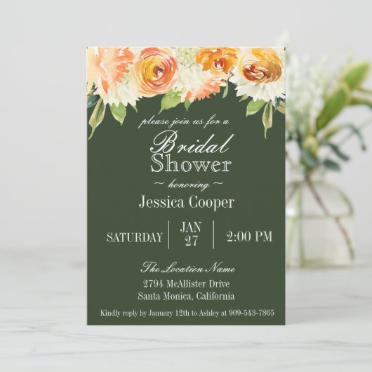 Grünes Brautparty des Blumenwaldes Einladung (Stehend Vorderseite)