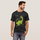 Grünes Brontosaurus Dinos im Weltraum T-Shirt (Vorne ganz)