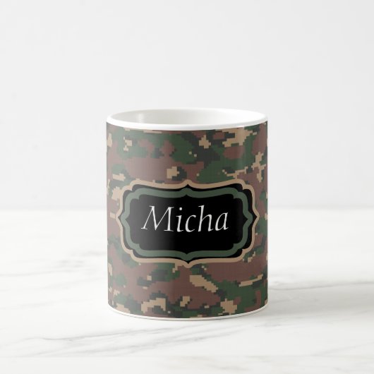 Grünes Camouflage-Gewohnheits-Monogramm TANs Brown Kaffeetasse (Mittel)