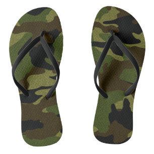 Grünes Camouflage-Militär tarnt Muster umdreht Badesandalen