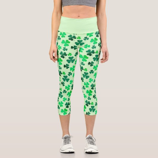Grünes Clover Kleeblatt Leaf Muster Elegant Capri Leggings (Vorderseite)