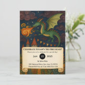 Grünes Drachen Atmen Feuer über Schloss Geburtstag Einladung (Stehend Vorderseite)