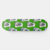 Grünes Eisbär-Musterdesign Skateboard (Horizontal)