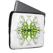 Grünes Empire Stammesdesign Laptopschutzhülle (Vorne Rechts)