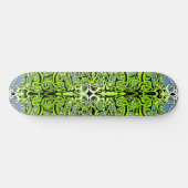 Grünes Empire Stammesdesign Skateboard (Horizontal)