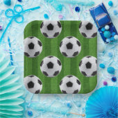 Grünes europäisches Fußballmuster Pappteller (Party)