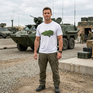 Grünes gepanzertes Militärfahrzeug T-Shirt