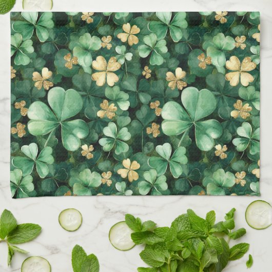 Grünes Gold Shamrock St. Patrick's Day Geschirrtuch (Gefaltet)