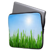 Grünes Gras Blaue Himmel Landschaft-10826 Laptopschutzhülle (Vorderseite Links)
