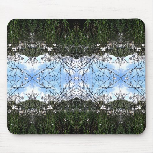 Grünes Gras Blauer Himmel Mousepad (Vorne)