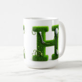 Grünes Gras Buchstabe H Mit Golfball, Schläger Kaffeetasse (VorderseiteRechts)