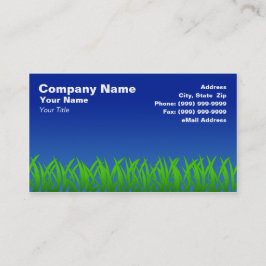 Grünes Gras gegen blauen klaren Himmel Visitenkarte