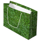 Grünes Gras Große Geschenktüte (Vorderseite Schrägansicht)