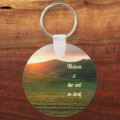 Grünes Grasland bei Sonnenuntergang Schlüsselanhän Schlüsselanhänger (Vorderseite)