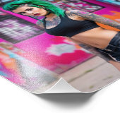 Grünes Haar Tattoo Punk Babe in der Graffiti Stree Fotodruck (Ecke)