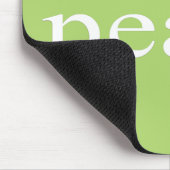 Grünes inspirierend Friedenszitat Mousepad (Ecke)