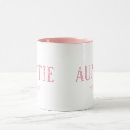 Grünes Jahr der rosa Tante Tasse (Zentrum)