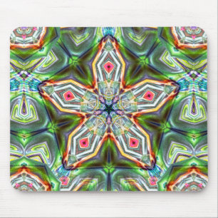 Grünes Kaleidoskop-Pentagon mit weichem Woody-Ton Mousepad