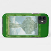 Grünes keltisches Kreuz und Wolken Case-Mate iPhone Hülle (Rückseite (Horizontal))