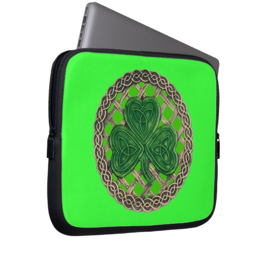Grünes Kleeblatt auf keltischen Knochen - Laptop-S Laptopschutzhülle (Vorne Rechts)