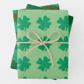 Grünes Kleeblatt Leaf Muster St Patrick's Day 2024 Geschenkpapier Set (Beispiel)
