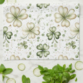 Grünes Kleeblatt-Muster • St. Patrick's Day Geschirrtuch (Gefaltet)