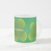 Grünes Kleeblatt St Patrick's Day Mattglastasse (VorderseiteRechts)