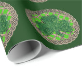 Grünes Kleeblatt zum Umhüllungspapier für Keltenkn Geschenkpapier (Rolleneckpunkt)