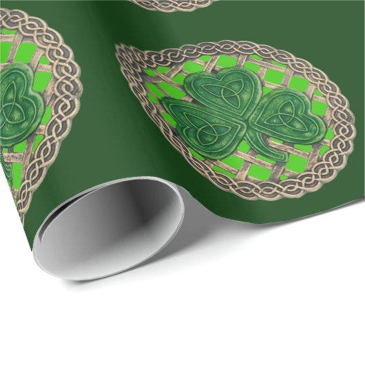 Grünes Kleeblatt zum Umhüllungspapier für Keltenkn Geschenkpapier (Rolleneckpunkt)
