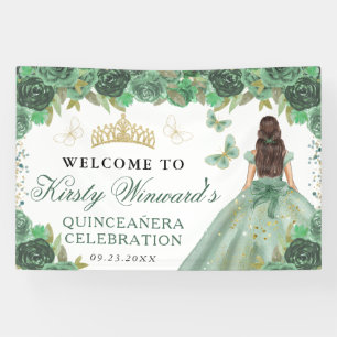 Grünes Kleid Brünette Prinzessin Floral Quinceaner Banner